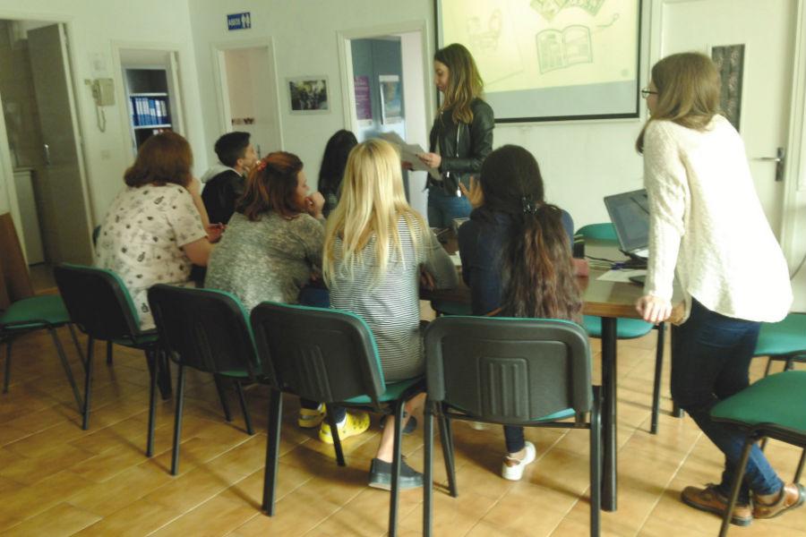 Taller de empatía en la Residencia de la Religiosas Adoratrices //S.Fenosa