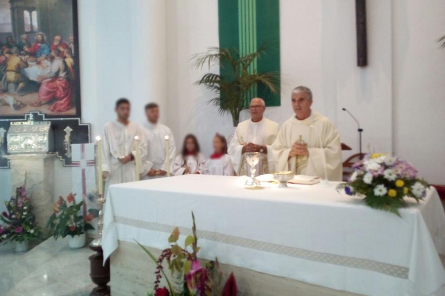 Celebración del Día del Pilar en la parroquia de Nuestra Señora del Pilar de Málaga