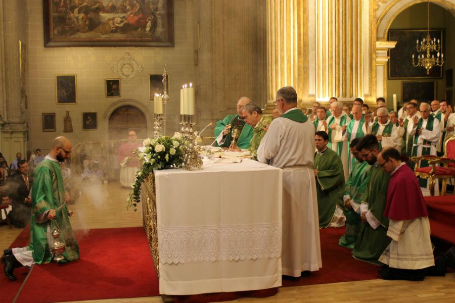 Ordenación de diáconos en la Catedral de Málaga //S.BREMERMANN