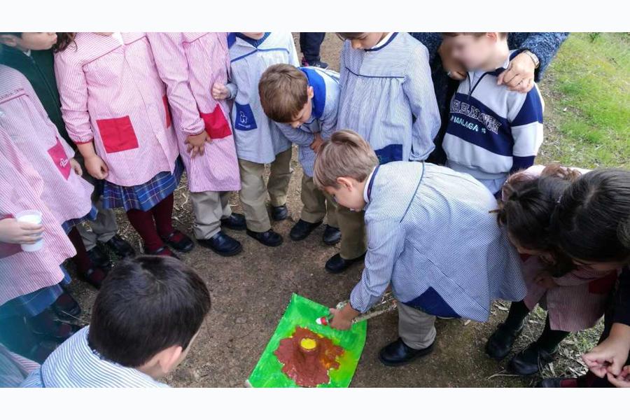 El Colegio Sagrada Familia El Monte celebra una Semana de la Ciencia