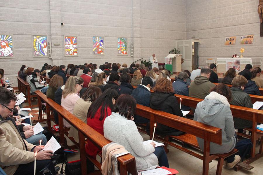 Sesión inaugural de la "Escuela de Acompañantes" puesta en marcha por Acción Católica Málaga // C. VERA