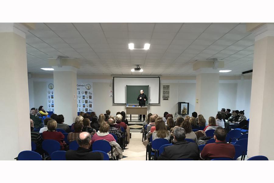Cursillo de Liturgia en el arciprestazgo de Fuengirola-Torremolinos