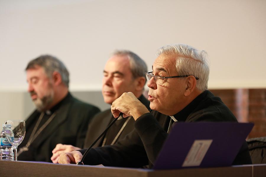 XXIII Jornadas de arciprestes y vicarios de la Provincia Eclesiástica de Granada // S. FENOSA