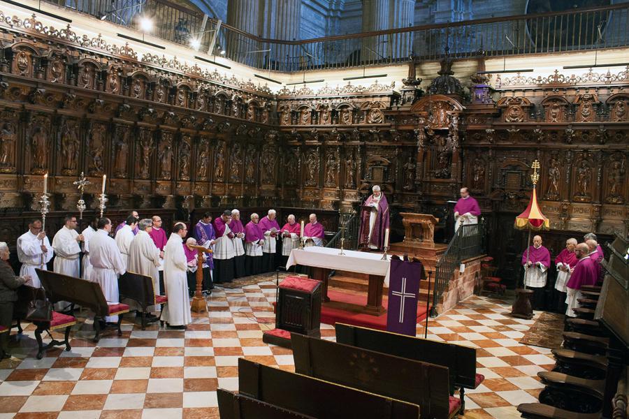 Imágenes del Cabildo del Perdón en la Catedral de Málaga