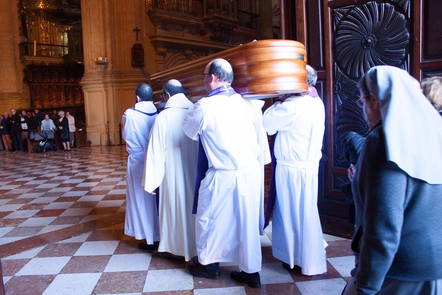 Funeral del sacerdote D. Marcelino Gómez en la Catedral de Málaga // M. ZAMORA