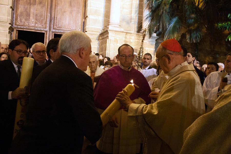 Solemne Vigilia Pascual 2018 en la Catedral de Málaga // M. ZAMORA