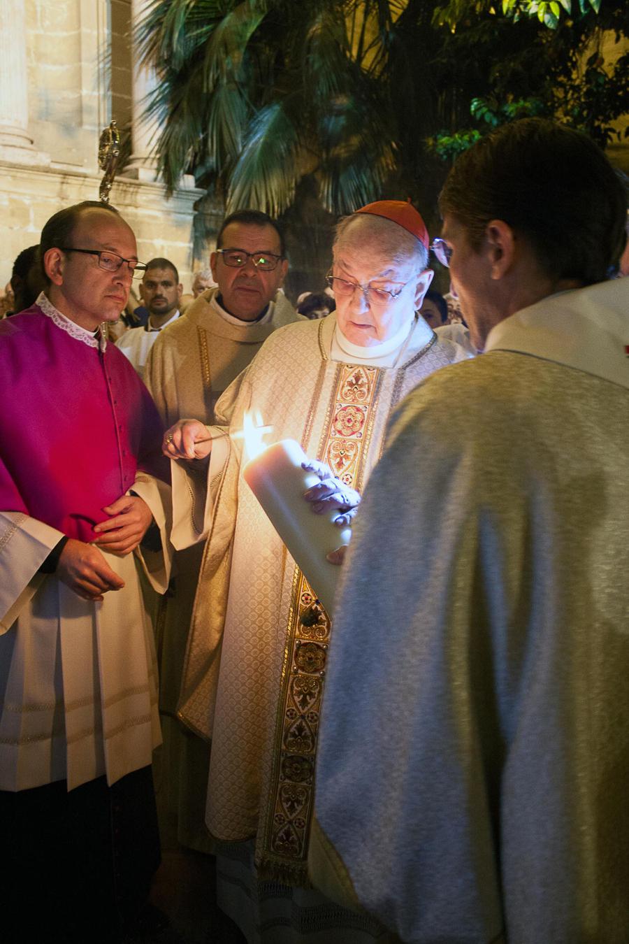 Solemne Vigilia Pascual 2018 en la Catedral de Málaga // M. ZAMORA