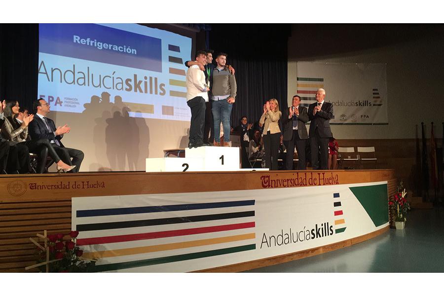 El Colegio San José de Málaga logra una medalla de plata en el Campeonato AndalucíaSkills en la modalidad de Refrigeración