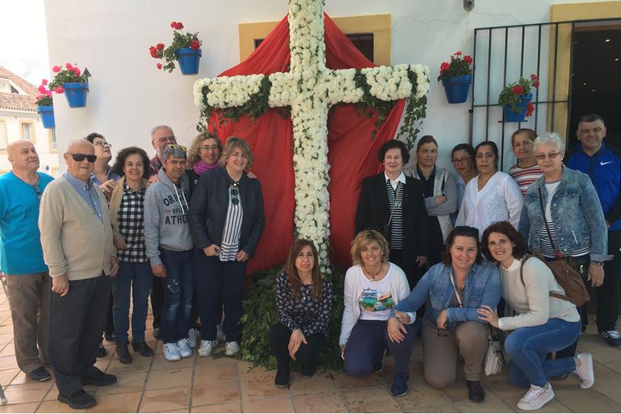 Cruz de Mayo en la parroquia de los Remedios, en Estepona