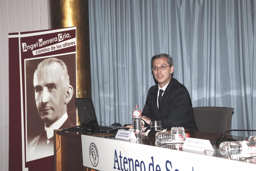 Pablo Sánchez: «Herrera Oria amó Málaga "con fe de enamorado"»