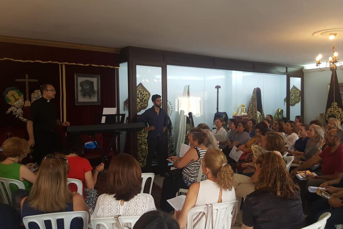 Ensayos de la coral de la beatificación del P. Arnaiz