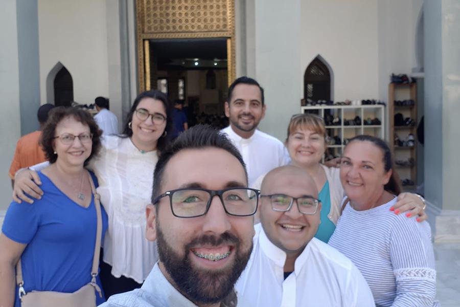 Miembros de la Delegación de Ecumenismo y Diálogo Interreligioso, en la mezquita de Fuengirola durante la celebración de la fiesta del cordero