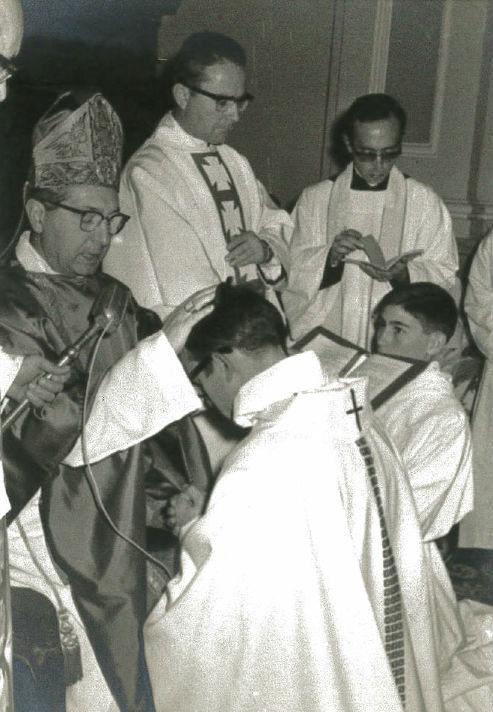 Ordenación de Francisco Ruiz