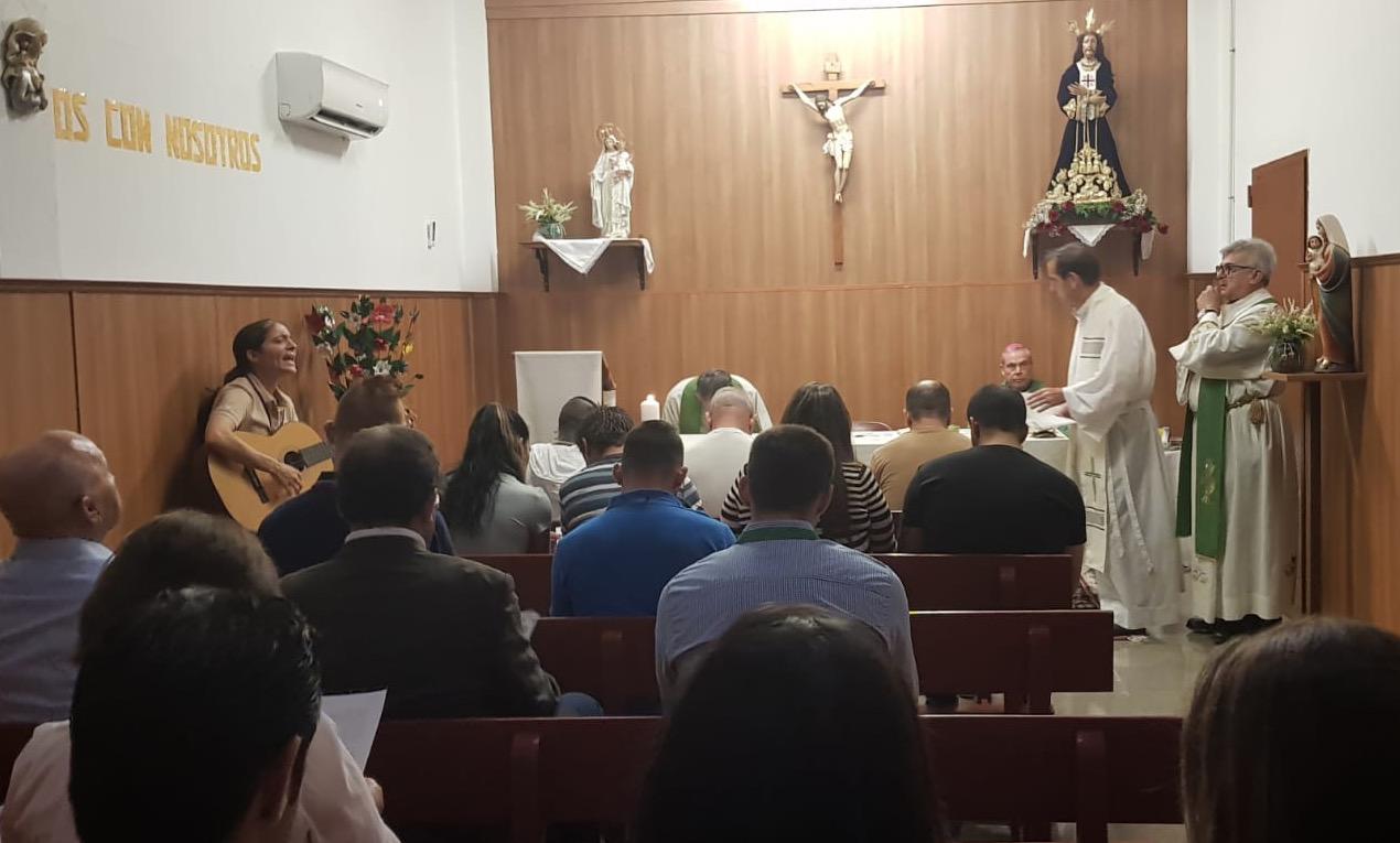 Don Jesús Catalá celebró la Eucaristía en el Centro Penitenciario de Melilla