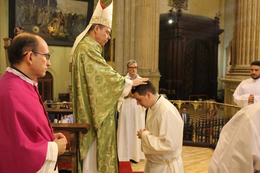 Ordenación de diáconos y ministerio de Lector y Acólito en la Catedral