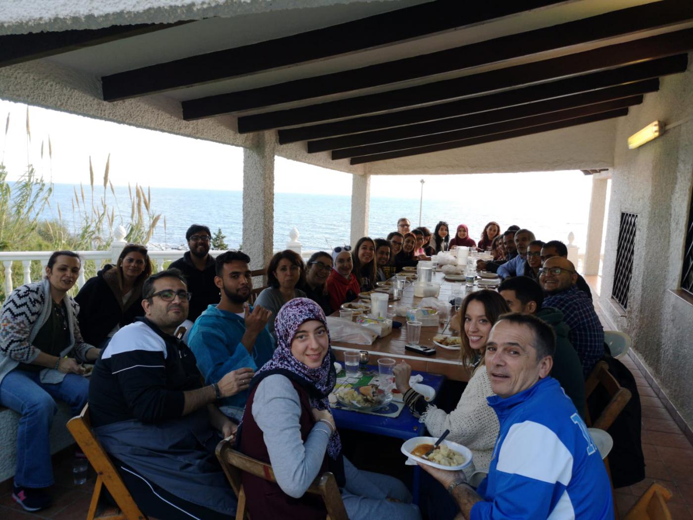 Uno de los momentos de la convivencia interreligiosa de jóvenes celebrada en Mijas