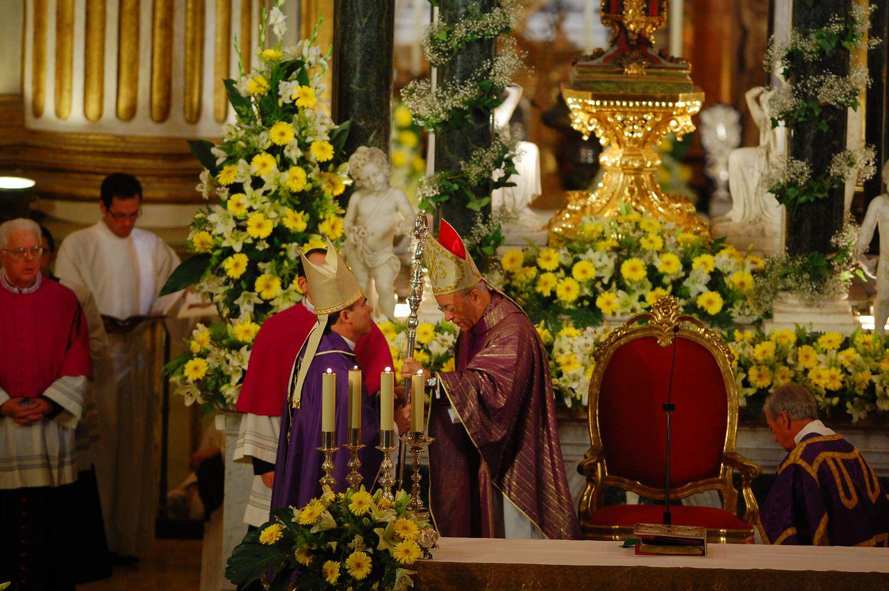 Don Jesús Catalá en su toma de posesión