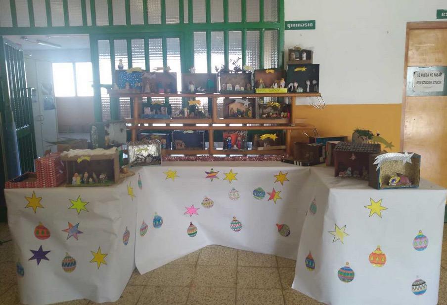 Conjunto de 187 Nacimientos del CEIP Los Prados, Málaga. Isabel Romero Salobreña, Maestra de Religión