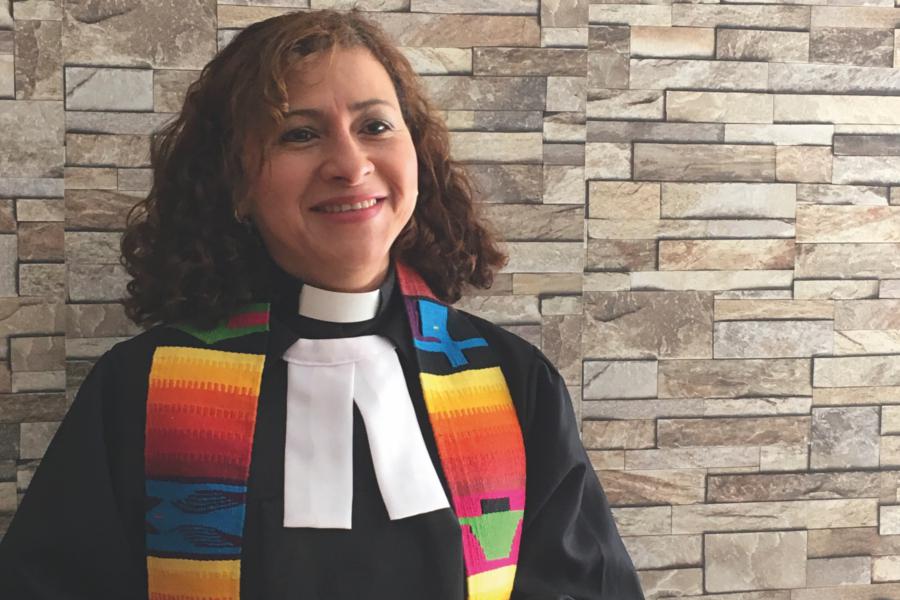 «El que ha sido anunciado se acerca a nosotros»