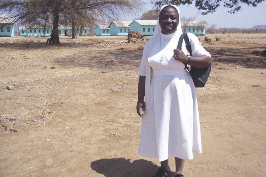 Justina Banda: «La construcción del hospital avanza gracias a Manos Unidas»