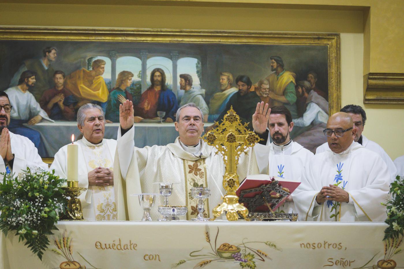 Apertura de la visita pastoral al arciprestazgo de Marbella Estepona en la parroquia del Carmen de Estepona. FOTO: A. SEDEÑO