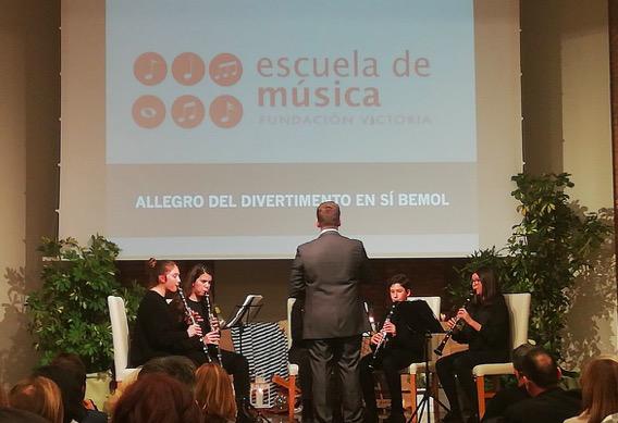 Alumnos de la Fundación pusieron el acompañamiento musical Ponencia de José María Rodríguez Olaizola SJ en las VII Jornadas de Reflexión Pastoral de la Fundación Victoria