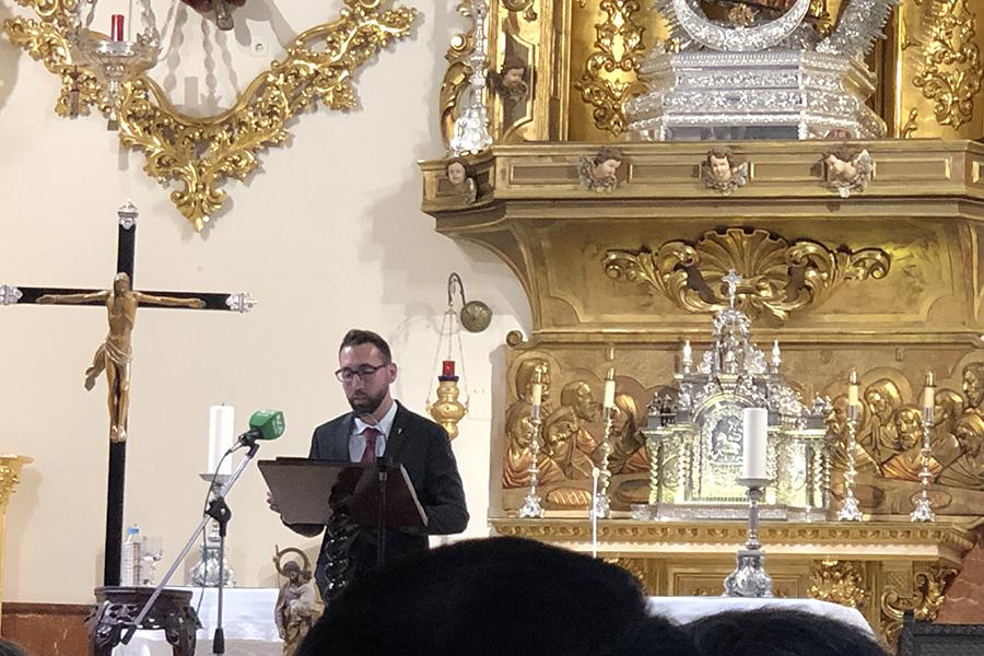 Diego Ferrera Ayllón durante el Pregón de Semana Santa Fuengirola 2019 // E. LLAMAS