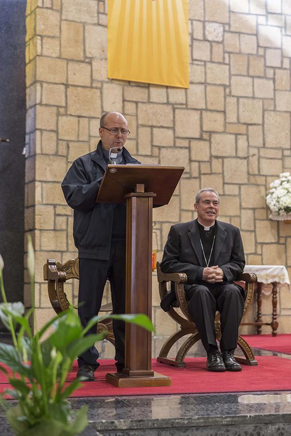 on Jesús Catalá visita la parroquia de la Divina Pastora de Marbella, durante la Visita Pastoral al arciprestazgo de Marbella-Estepona