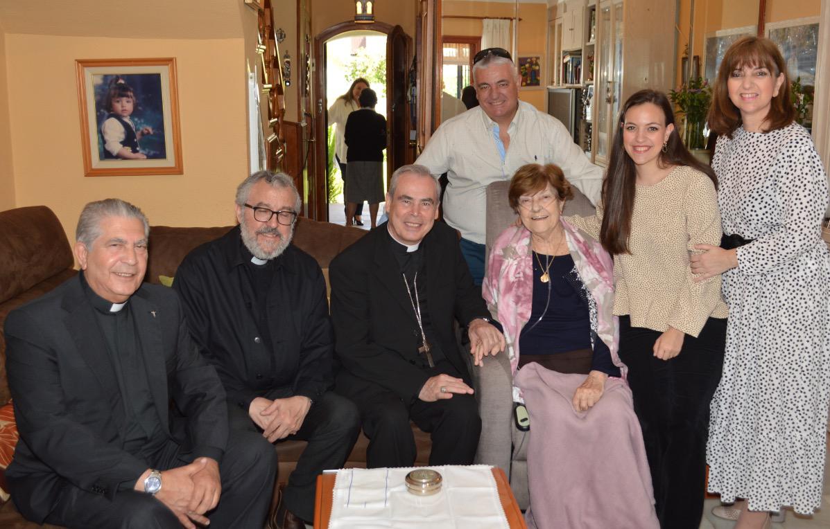 Visita Pastoral del Obispo de Málaga a la parroquia Virgen del Carmen de Marbella // J. ESTEBAN