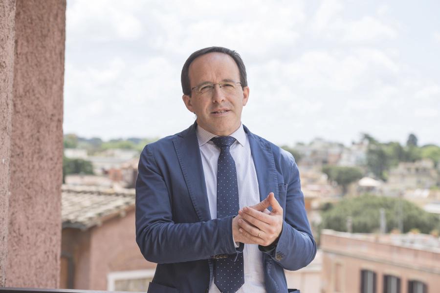 Juan Narbona, profesor de Comunicación Digital en la Pontificia Universidad de la Santa Cruz (Roma) y responsable mundial de la web del Opus Dei