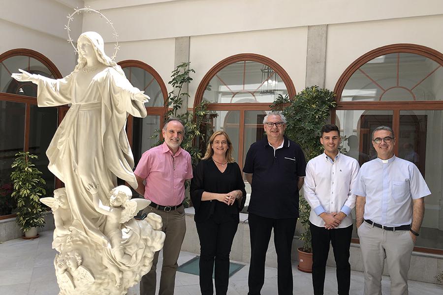 De izquierda a derecha: Pedro Leiva, Encarni Llamas, Antonio Martín, Salvador Galán y Salvador Gil