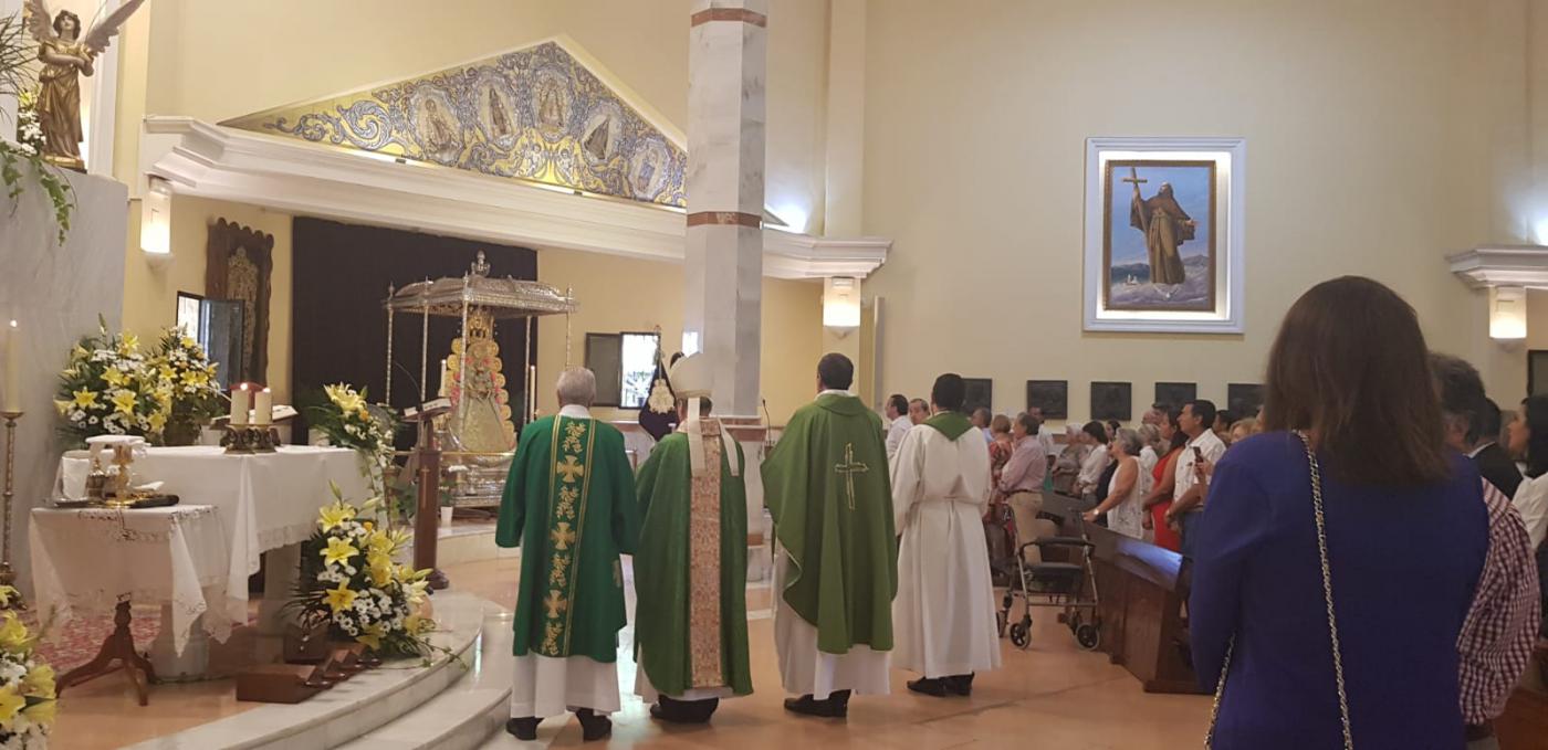 Visita Pastoral de Don Jesús Catalá a la parroquia de Virgen del Rocío de San Pedro de Alcántara