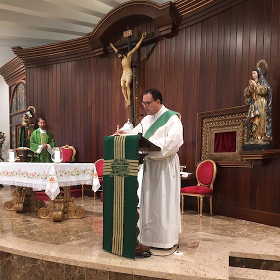 El ecónomo visita las parroquias que protagonizan la Campaña Pro Templos