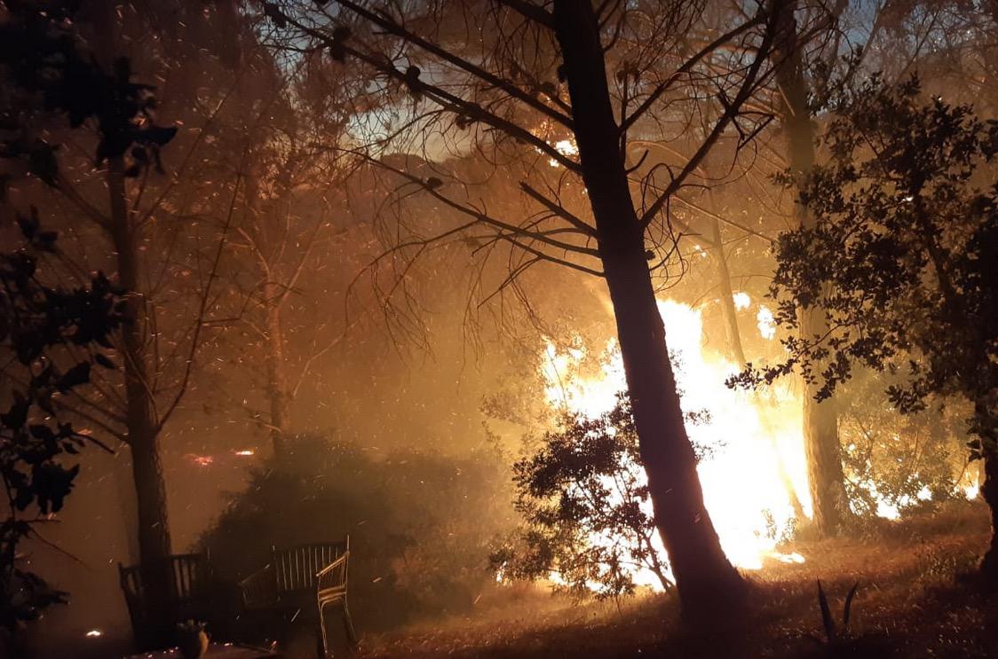 Casares se encomienda a su patrona contra el fuego