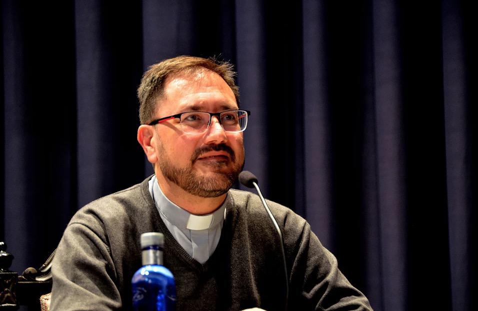 Gracias a Dios, por Francisco Castro