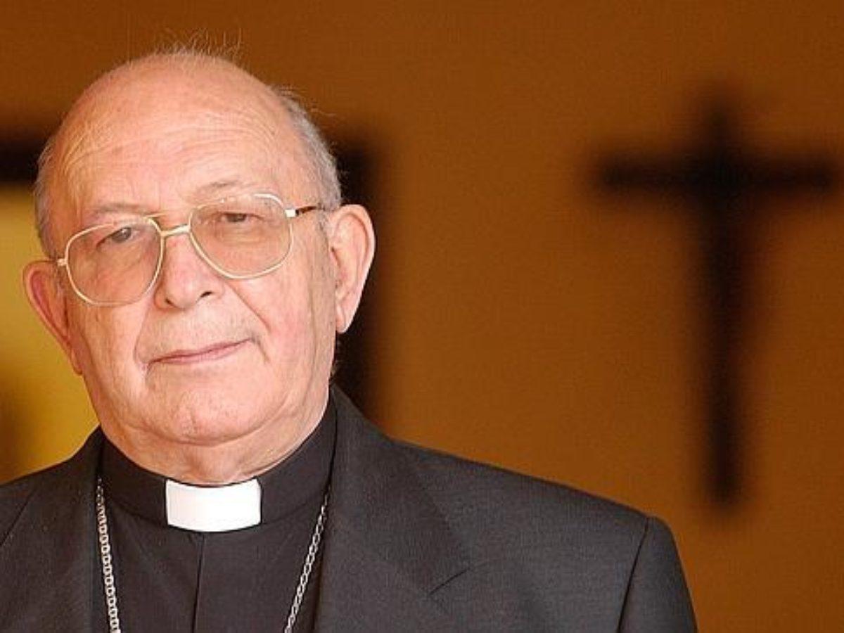 Hagamos memoria de D. Antonio Dorado