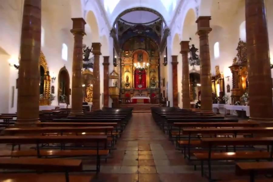 Parroquia de la Santa Cruz Real en Teba