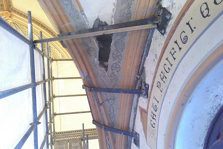 Obras en la parroquia de San Pablo, en Málaga // J.M. LLAMAS