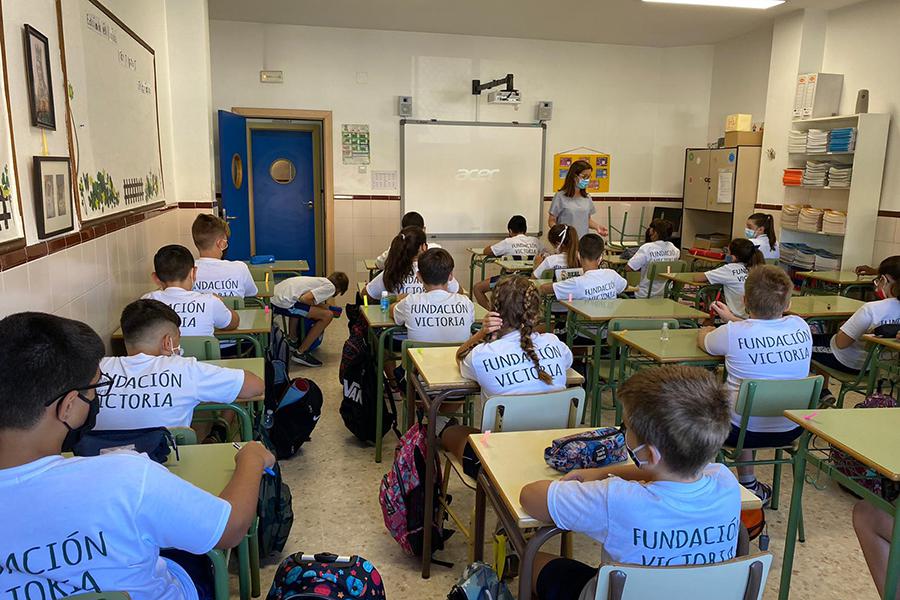 Colegio diocesano en su primer día de clase
