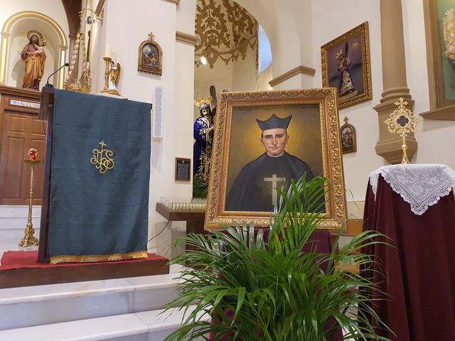 Cuadro y reliquia del Beato Tiburcio Arnaiz en la parroquia de Algarrobo