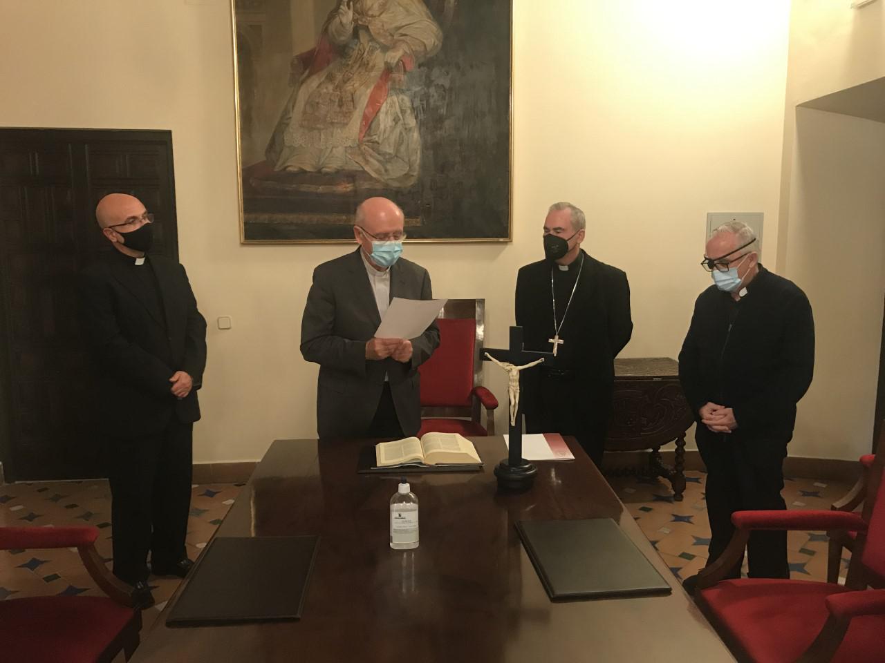 Juramento y profesión de fe del delegado episcopal de Cáritas