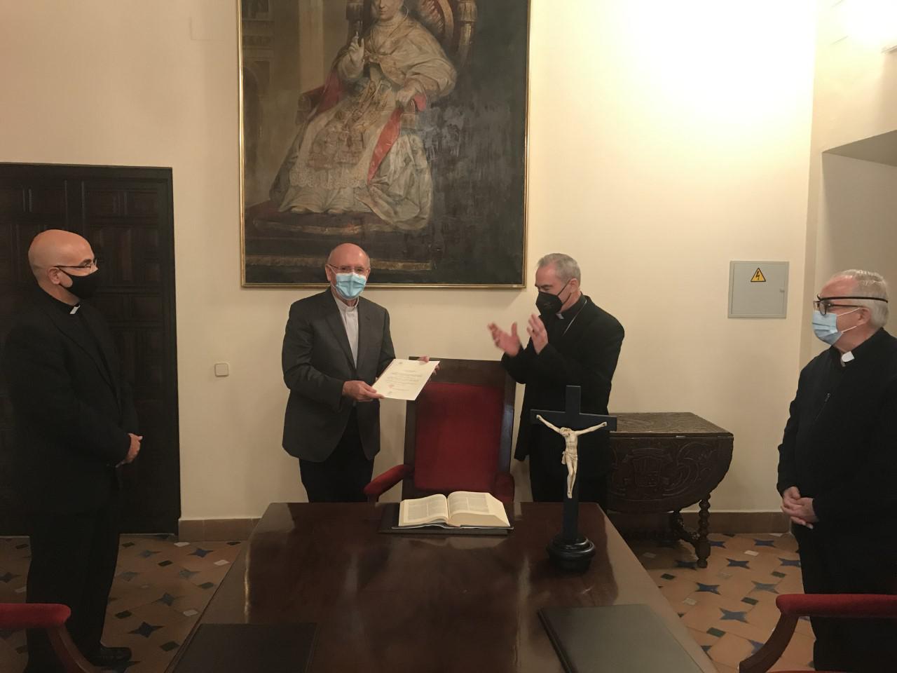 Juramento y profesión de fe del delegado episcopal de Cáritas