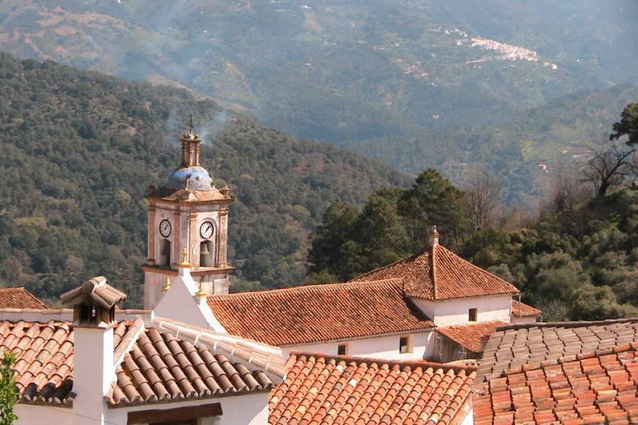Benarrabá, todavía conserva restos medievales entre sus calles