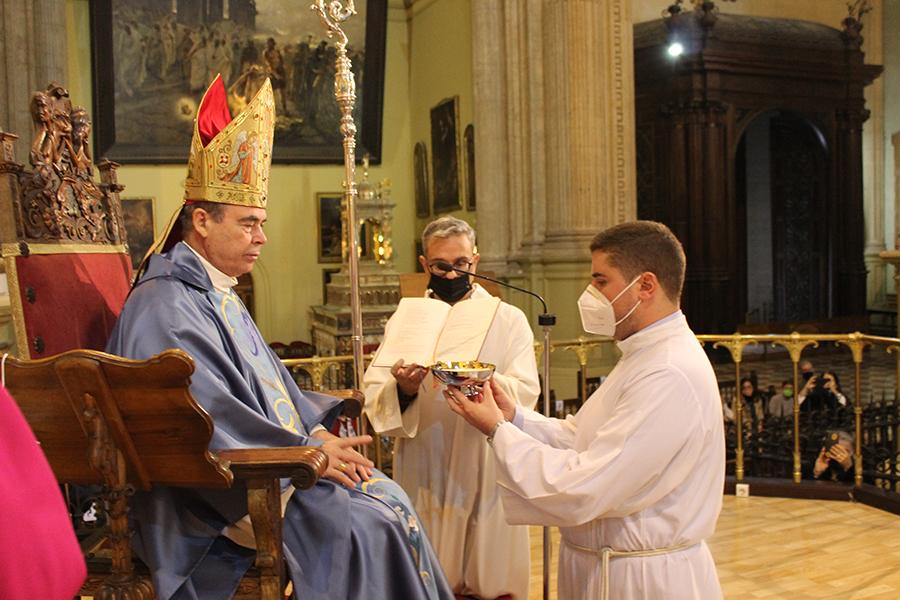 Ministerio de acolitado en la Catedral