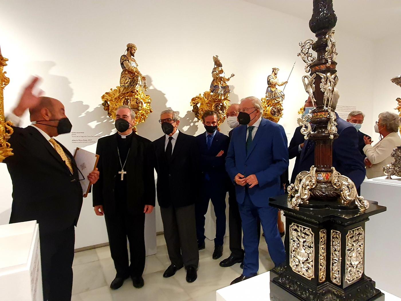 La Agrupación de Cofradías inaugura “Un siglo de esplendor”