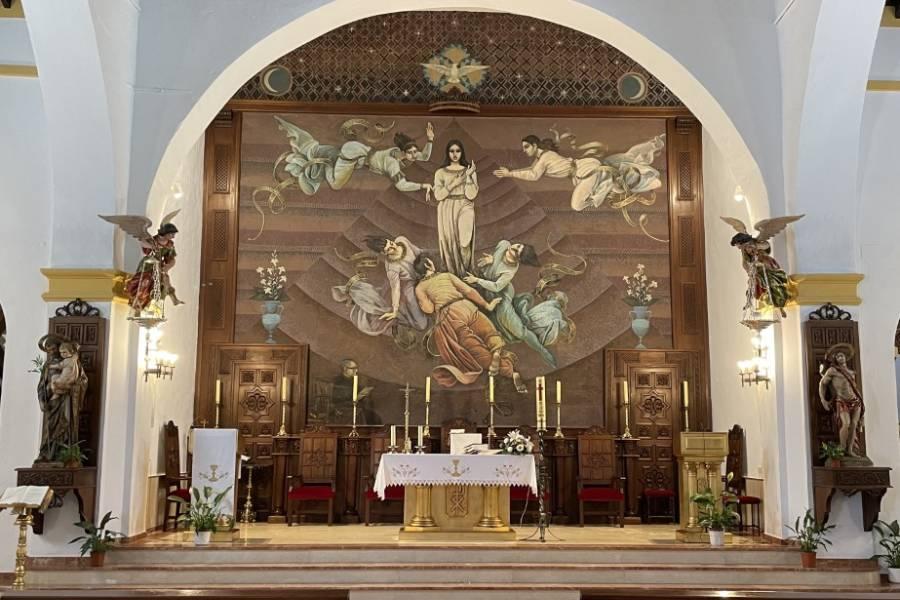 Cómpeta: tierra de vino y fe