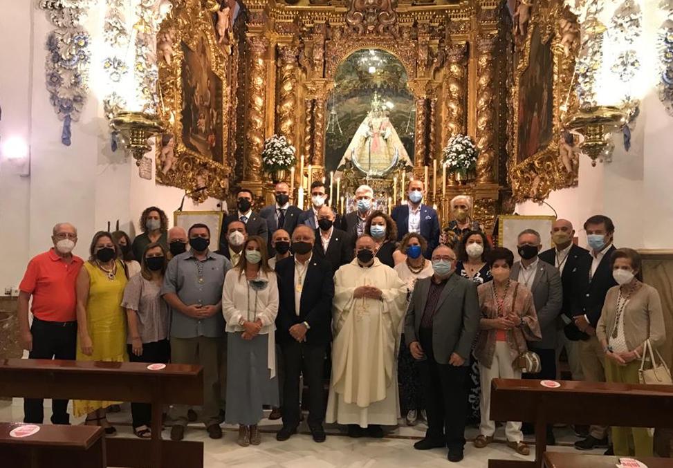 Azucena de Plata de las Glorias a la Virgen de Araceli de Lucena