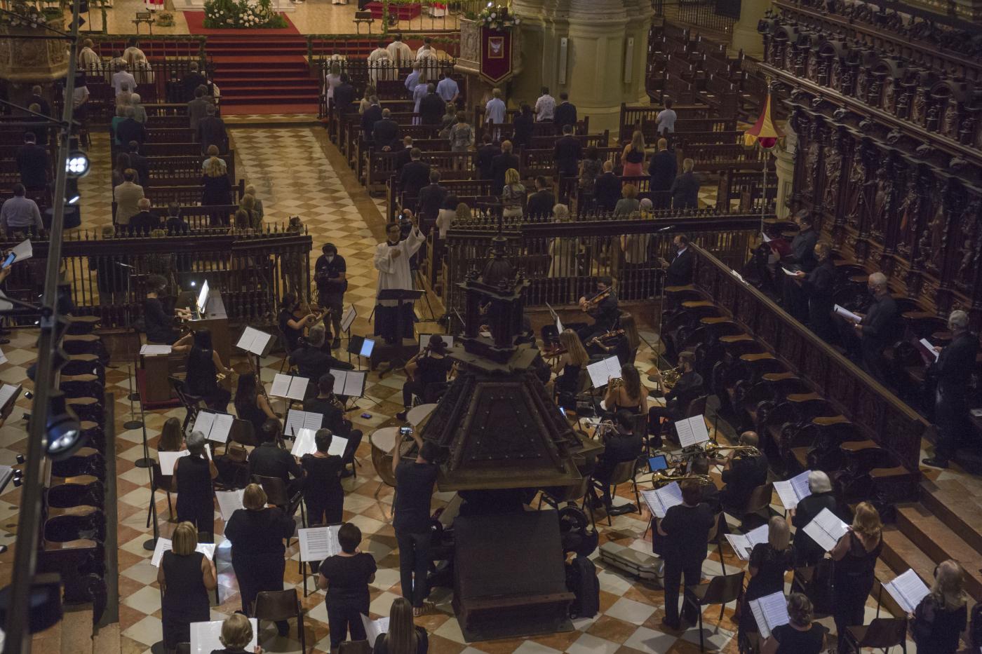 Solemne Eucaristía con motivo del 25 aniversario de la ordenación episcopal de D. Jesús Catalá // A. CABRERA
