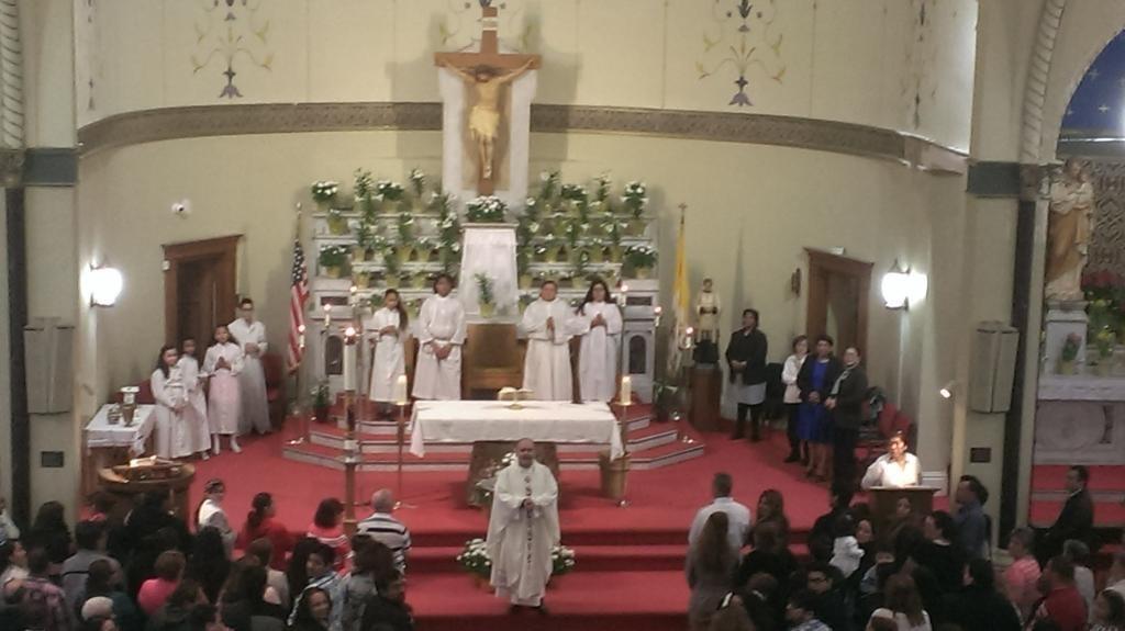 Óscar Martín en la parroquia de San Antonio de Padua (Diócesis de Newark, EEUU)