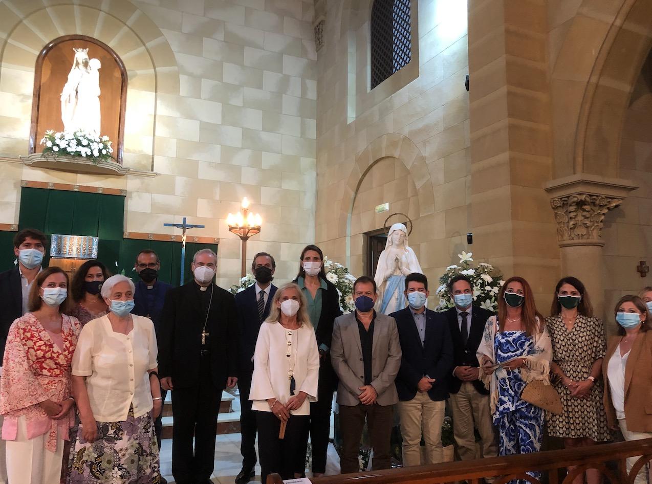Antiguos alumnos de El Monte restauran la Virgen de Lourdes de la Gruta de Gibralfaro